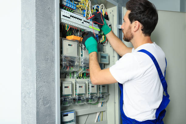 Best Local Electrician Companies  in Maple Heights Lake Desire, WA